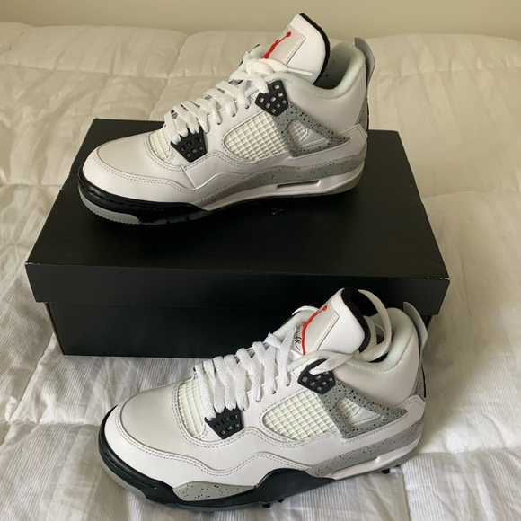 Jordan Iv G  size 6 men/ 7.5 women
